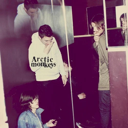 Humbug album cover by Arctic Monkeys, released August 19, 2009 on Hostess Entertainment Unlimited, Domino, Soyuz Music