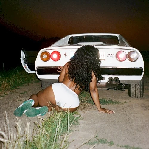 Snooze single cover by SZA, released August 25, 2023 on RCA, Top Dawg Entertainment